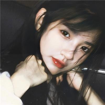 夜晚的水母不会游泳
